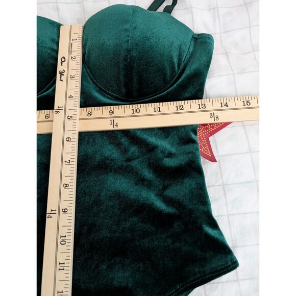 NWT Haute Monde green stretch velvet bodysuit with padded cups size small - Picture 15 of 16